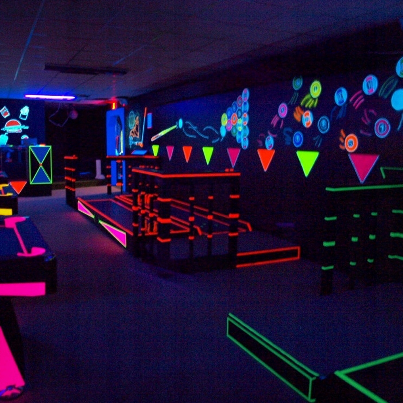 Лента флуоресцентная светящаяся 2,5х5,5 м Желтый (1801383) - фото 7 Лента флуоресцентная светящаяся 2,5х5,5 м Желтый (1801383) - фото 7