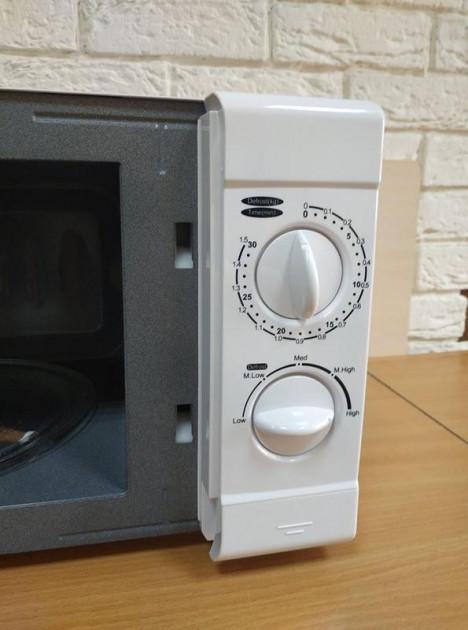 Мікрохвильова піч Rainberg RB-7151 20 л 1200W (RB-7151) - фото 3 Мікрохвильова піч Rainberg RB-7151 20 л 1200W (RB-7151) - фото 3