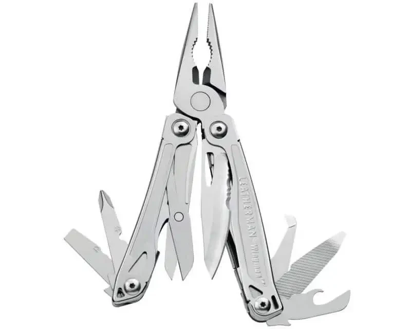 Мультитул Leatherman Wingman синтетический чехол/картонная коробка (2132420321) Мультитул Leatherman Wingman синтетический чехол/картонная коробка (2132420321)