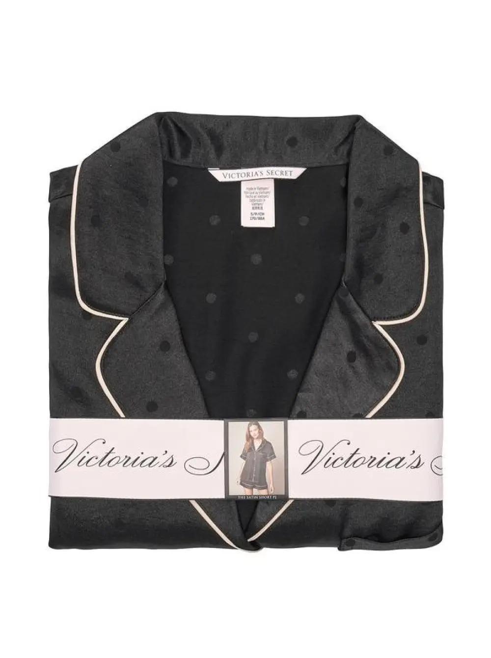 Піжама сорочка/шорти Victoria's Secret Satin Short Pajama Heavy Satin Collection Set S Чорний (26811615D) - фото 2 Піжама сорочка/шорти Victoria's Secret Satin Short Pajama Heavy Satin Collection Set S Чорний (26811615D) - фото 2