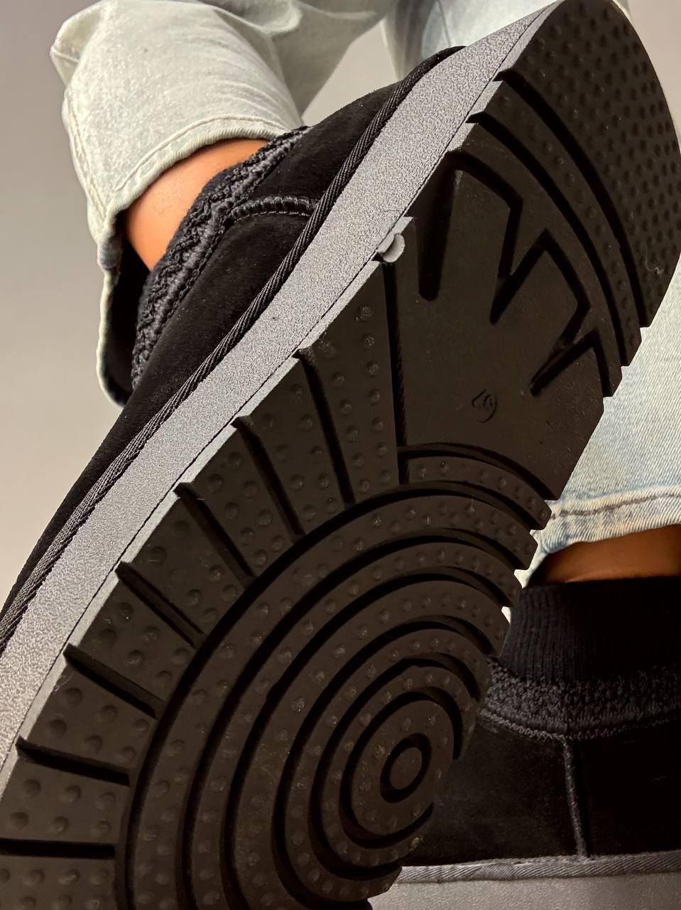 Угги женские Hengji 90-1 с носком и вышивкой натуральная замша р. 40 Черный (4953) - фото 7 Угги женские Hengji 90-1 с носком и вышивкой натуральная замша р. 40 Черный (4953) - фото 7