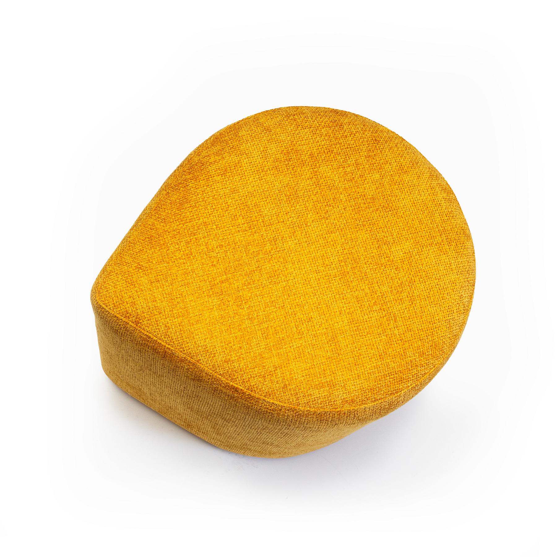 Пуф Patrick Indigo 226 Оранжевий (5051055) - фото 3 Пуф Patrick Indigo 226 Оранжевий (5051055) - фото 3