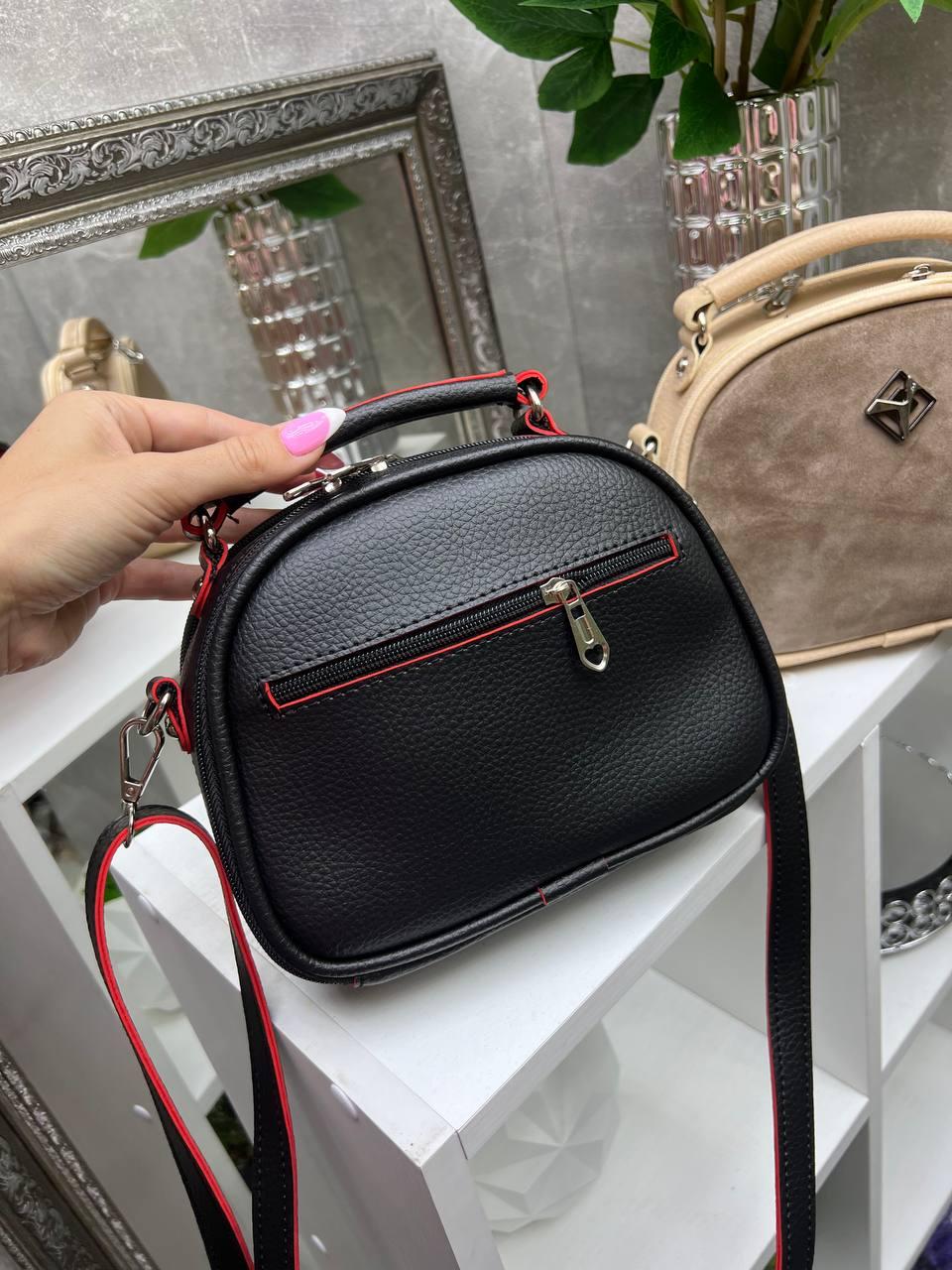 Сумка женская кросс-боди из экокожи 22х17х9 см Черный/Красный (2682007782) - фото 7 Сумка женская кросс-боди из экокожи 22х17х9 см Черный/Красный (2682007782) - фото 7