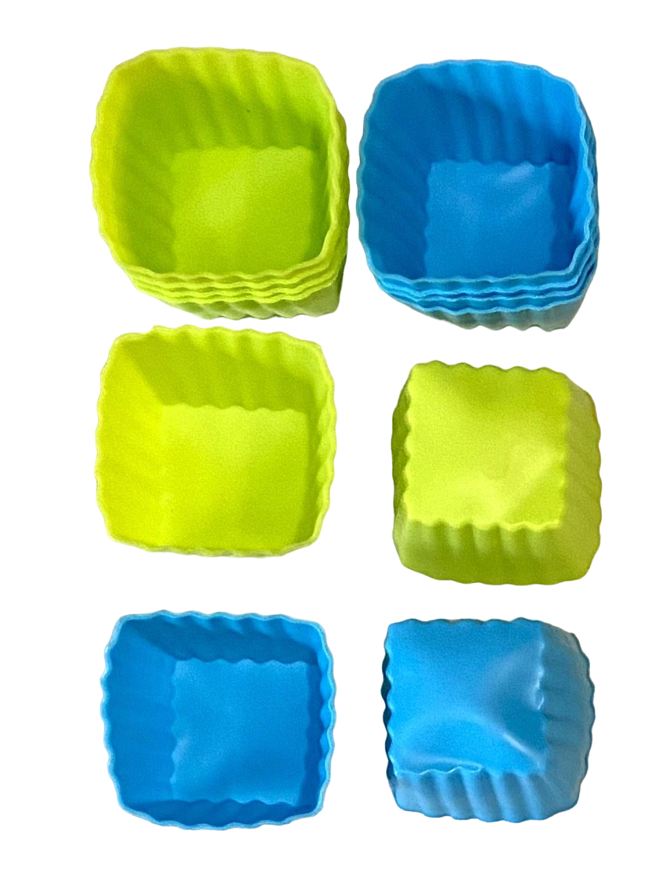 Формы силиконовые Квадрат для выпечки кексов/маффинов 5,5х3 см 12 шт. Формы силиконовые Квадрат для выпечки кексов/маффинов 5,5х3 см 12 шт.