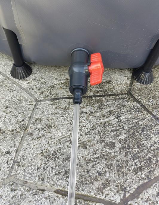 Бочка садовая Bass Polska для дождевой воды 1000 л Черный - фото 4 Бочка садовая Bass Polska для дождевой воды 1000 л Черный - фото 4