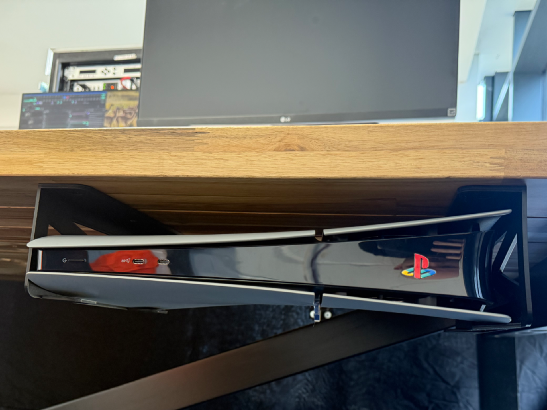 Кронштейн для PlayStation 5 (0843) - фото 2 Кронштейн для PlayStation 5 (0843) - фото 2
