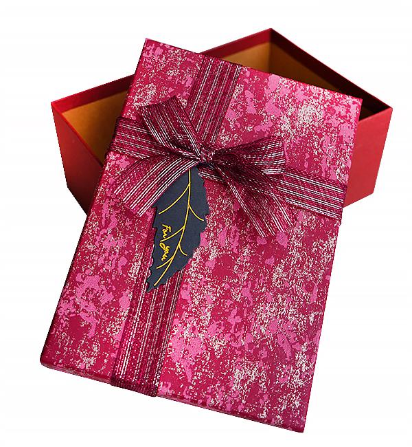 Подарочная коробка Burgundyx 20x13,5x7,5 см