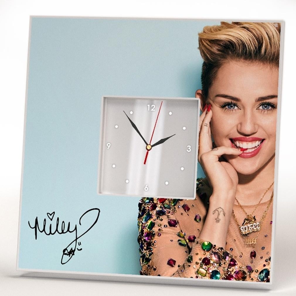 Часы Певица Miley Cyrus 260x260 мм (C00797)