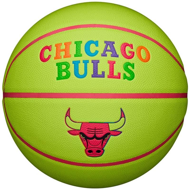 М'яч баскетбольний Wilson NBA TEAM Neon BSKT CHI BULLS size 7 Салатовий (WZ4037402XB7 7)