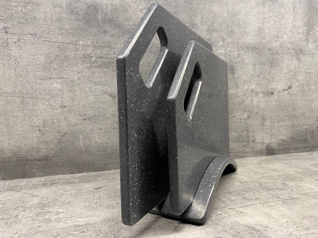 Набір дошок кухонних Gravity зі штучного акрилового каменю на підставці 2 шт. (193) - фото 2 Набір дошок кухонних Gravity зі штучного акрилового каменю на підставці 2 шт. (193) - фото 2