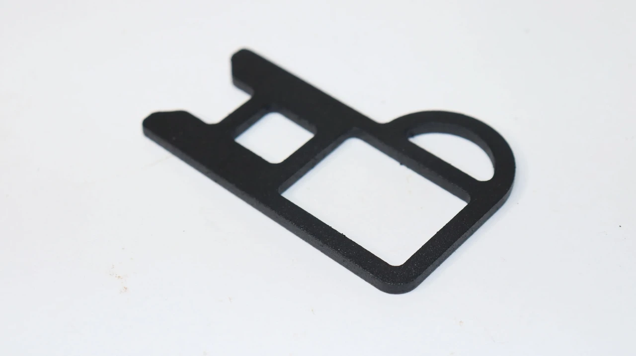 Крепление-антабка боковая на ручку АК-74 для крепления ремней - фото 3 Крепление-антабка боковая на ручку АК-74 для крепления ремней - фото 3