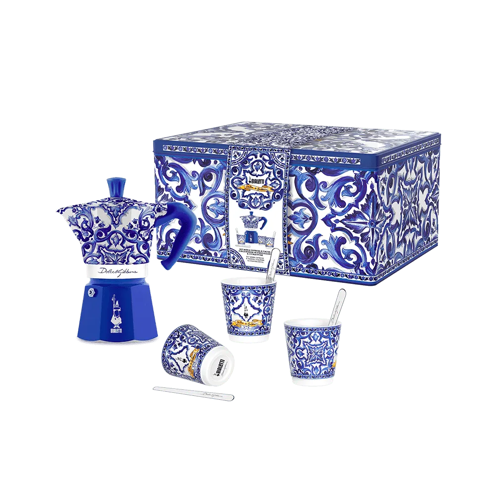 Набор Bialetti x Dolce&Gabbana гейзерная кофеварка Moka на 6 чашек с 3 фарфоровыми чашками/3 мешалками (0005360)