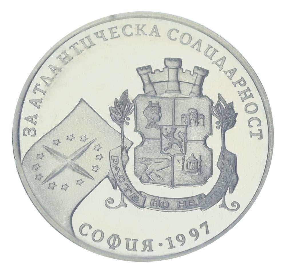 Коллекционная монета Болгария 500 левов 1994 UNC NATO (М20858) Коллекционная монета Болгария 500 левов 1994 UNC NATO (М20858)