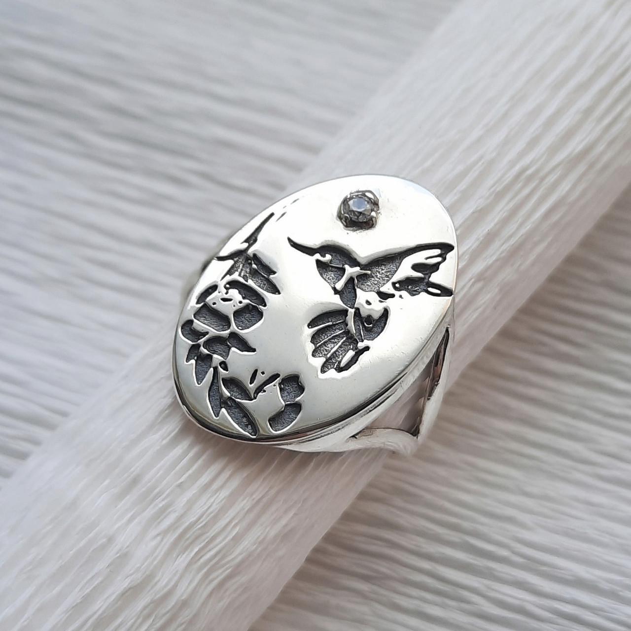 Серебряное кольцо Колибри р. 19 (146к190)
