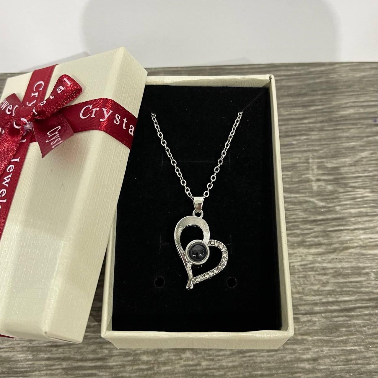 Кулон на ланцюжку серце в сріблі з освідченням у коханні 100 мовами ювелірний сплав сріблястий циркон (2051304587) Кулон на ланцюжку серце в сріблі з освідченням у коханні 100 мовами ювелірний сплав сріблястий циркон (2051304587)