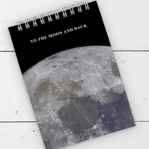 Блокнот на пружине Presentville А6 "To the moon and back" 9,5х14 см (BL6_19D030)