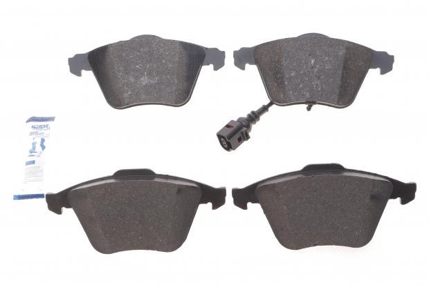 Тормозные колодки передние ICER для Audi A3/TT/Skoda SuperB/VW Passat B6/B7/Golf IV-VI 02-15 с датчиком (181653)