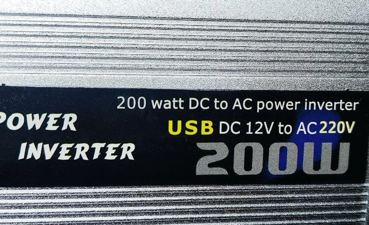Инвертор 12-220V 200W USB (FFS00031) - фото 3