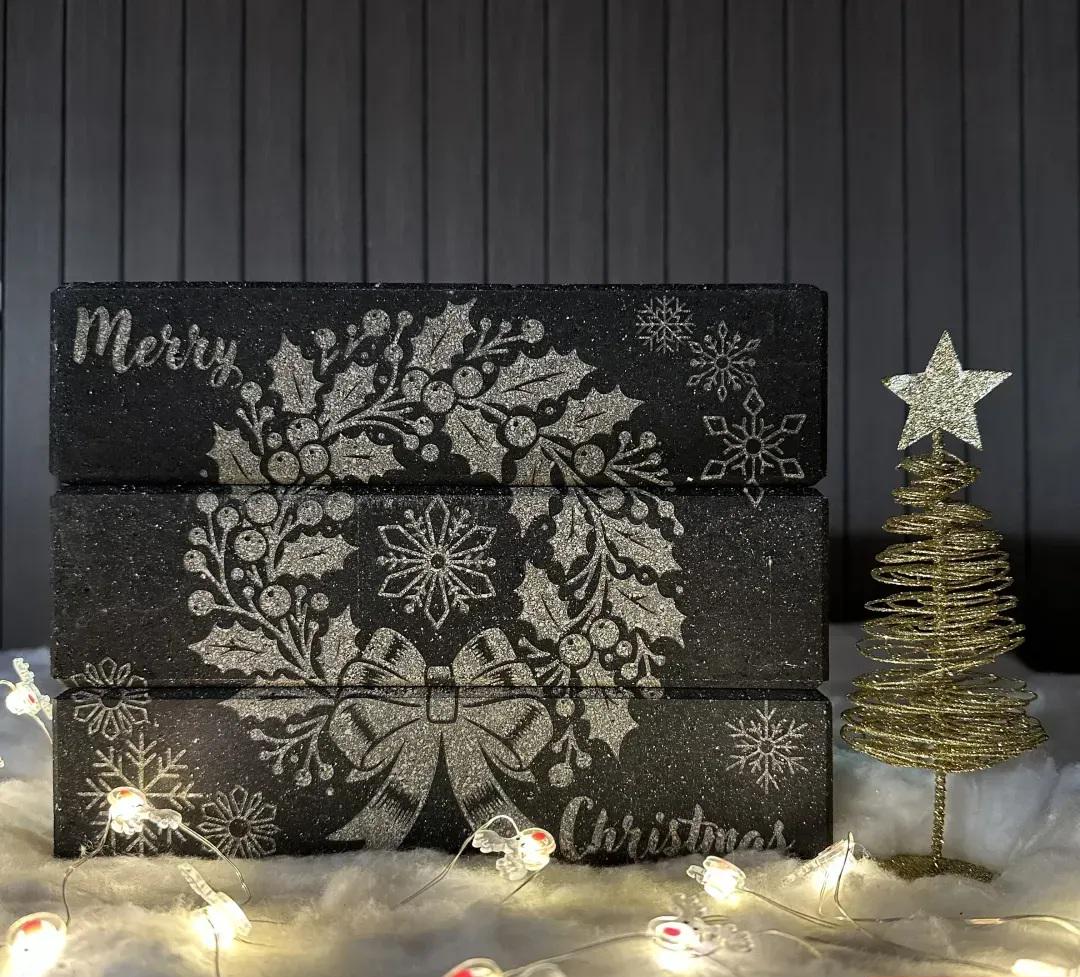 Кирпич-декор Brickland с зимней гравировкой Рождественский Венок (BrickArt11)