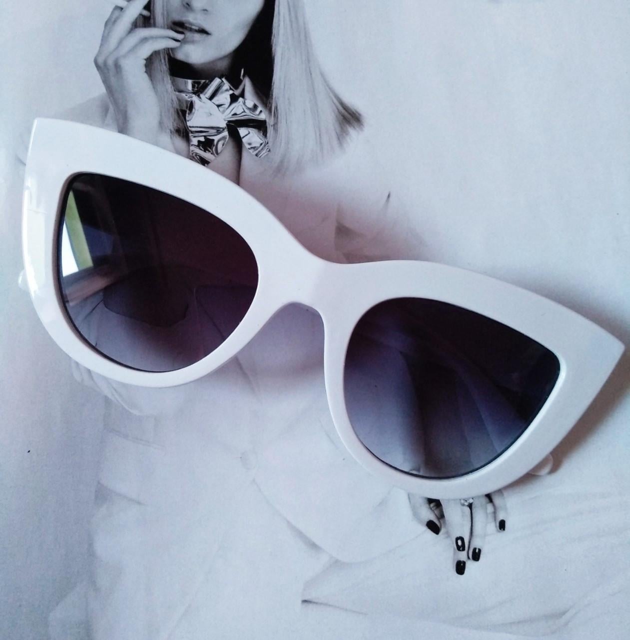 Солнцезащитные очки в стиле Кошачий глаз Белый