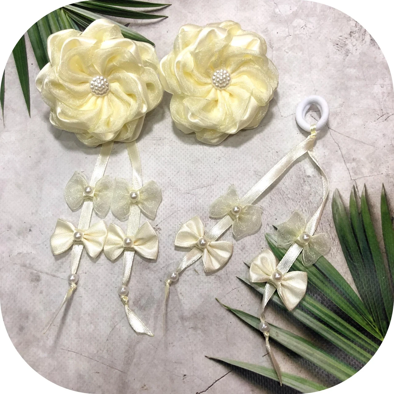 Бантики для волос на резинке 8х14 см 2 шт. Молочный (70068)