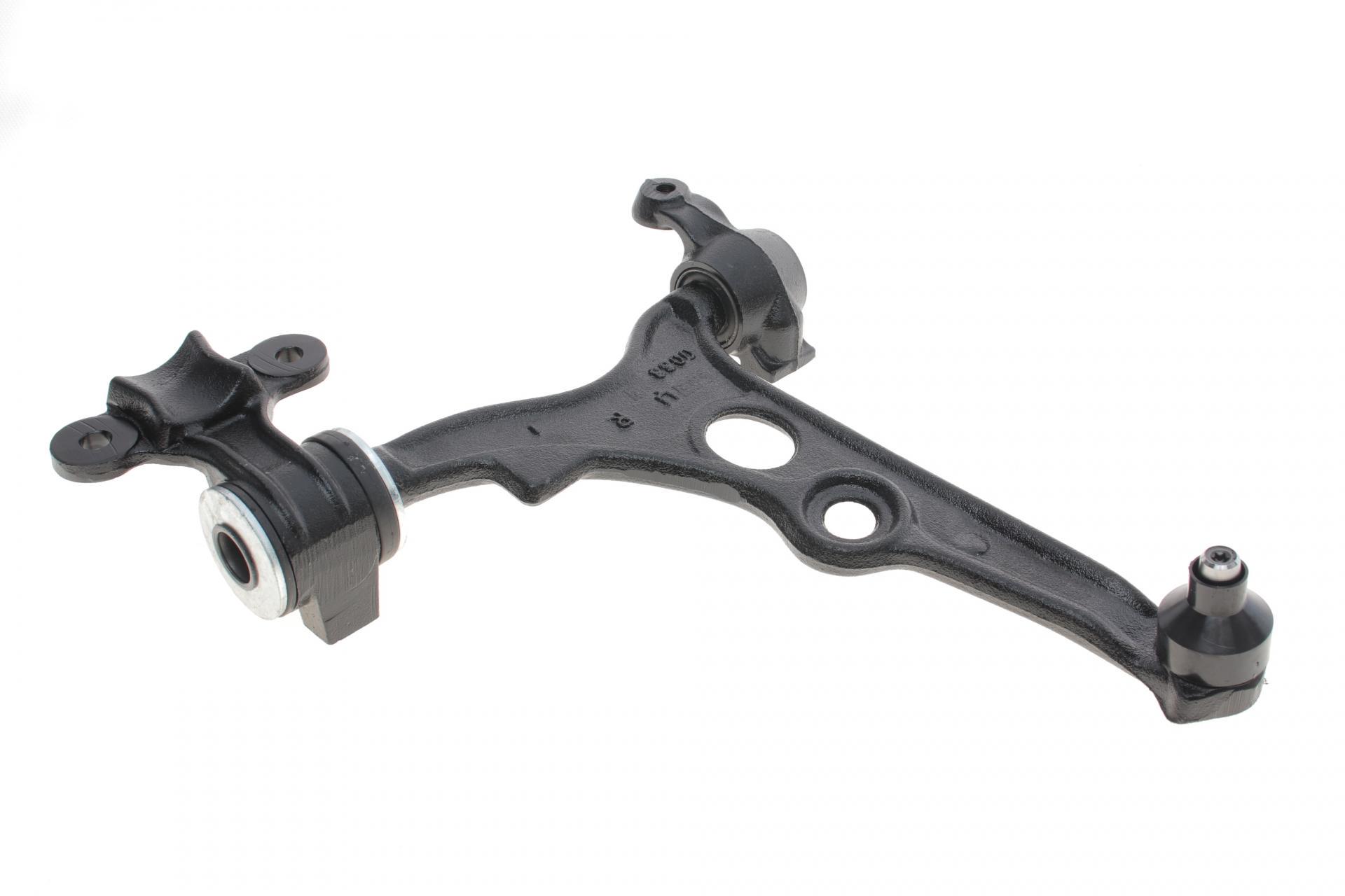 Рычаг подвески RTS передний/снизу R Citroen Jumpy/Evasion/Fiat Scudo/Ulysse/Peugeot 806/Expert 94-06- (96-00572-1)