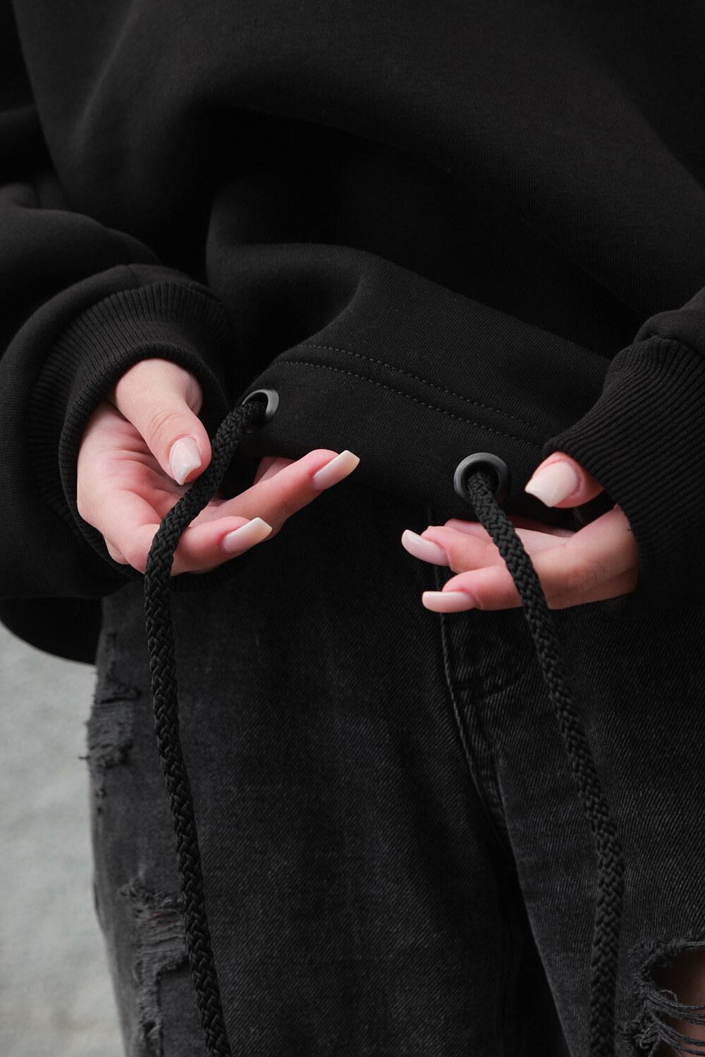 Худи на флисе Without с капюшоном и принтом Senna оверсайз Black (8055546) - фото 8 Худи на флисе Without с капюшоном и принтом Senna оверсайз Black (8055546) - фото 8