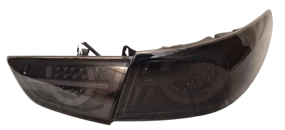 Автомобильные фонари задние Mazda 3 (1883192173)