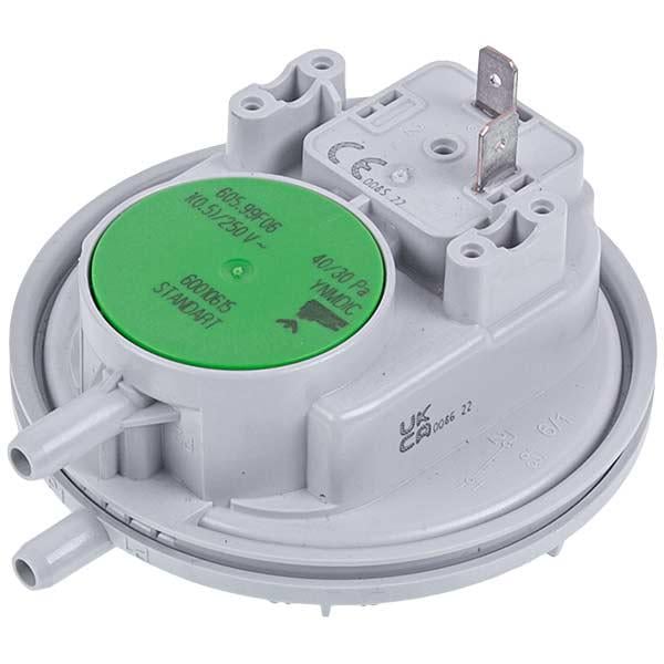 Реле тиску повітря пресостат Huba Control 40/30 Па для газового котла Vaillant 0020252985 (00000051989) Реле тиску повітря пресостат Huba Control 40/30 Па для газового котла Vaillant 0020252985 (00000051989)