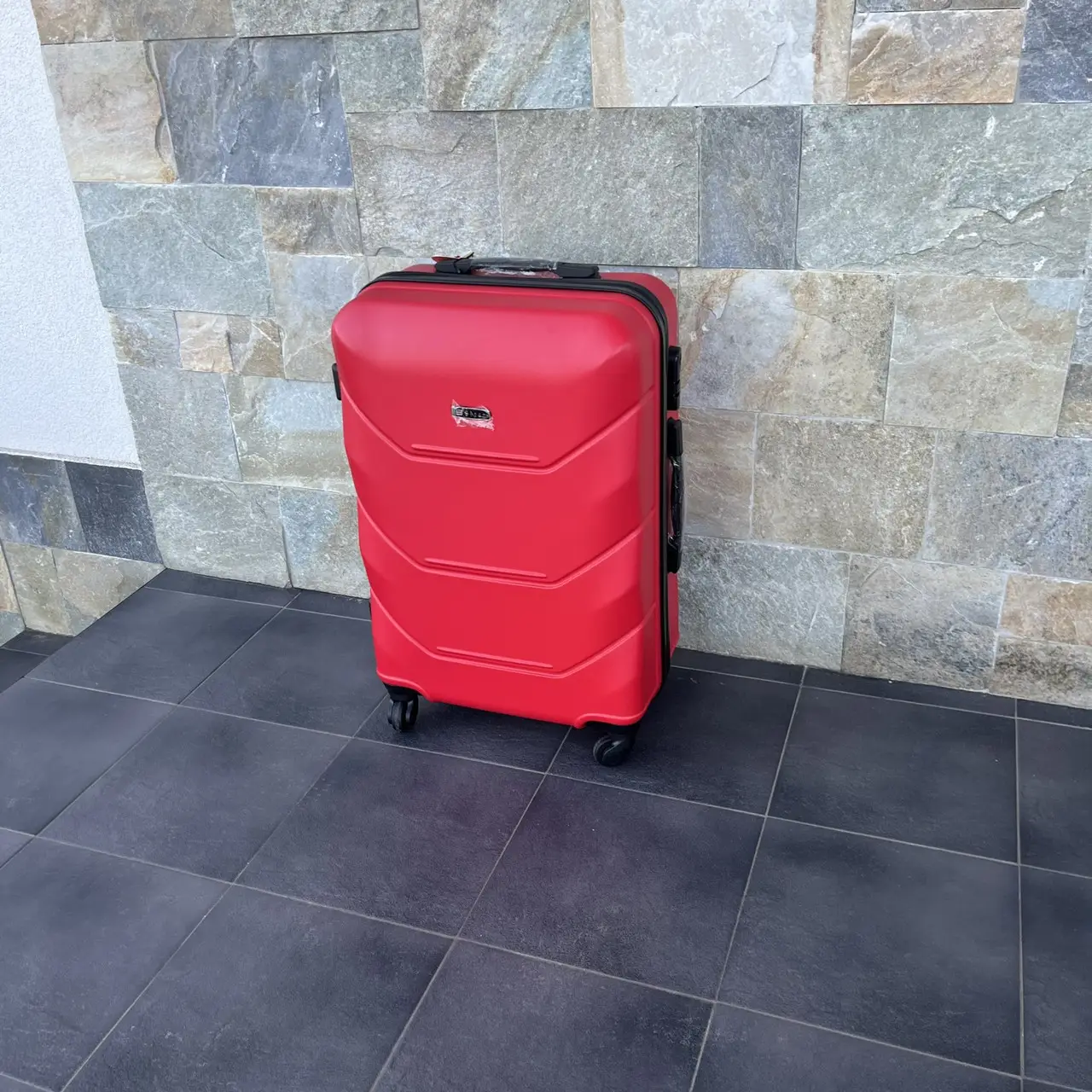 Валіза дорожня Bloom 1507 М 63 л Червоний - фото 3 Валіза дорожня Bloom 1507 М 63 л Червоний - фото 3