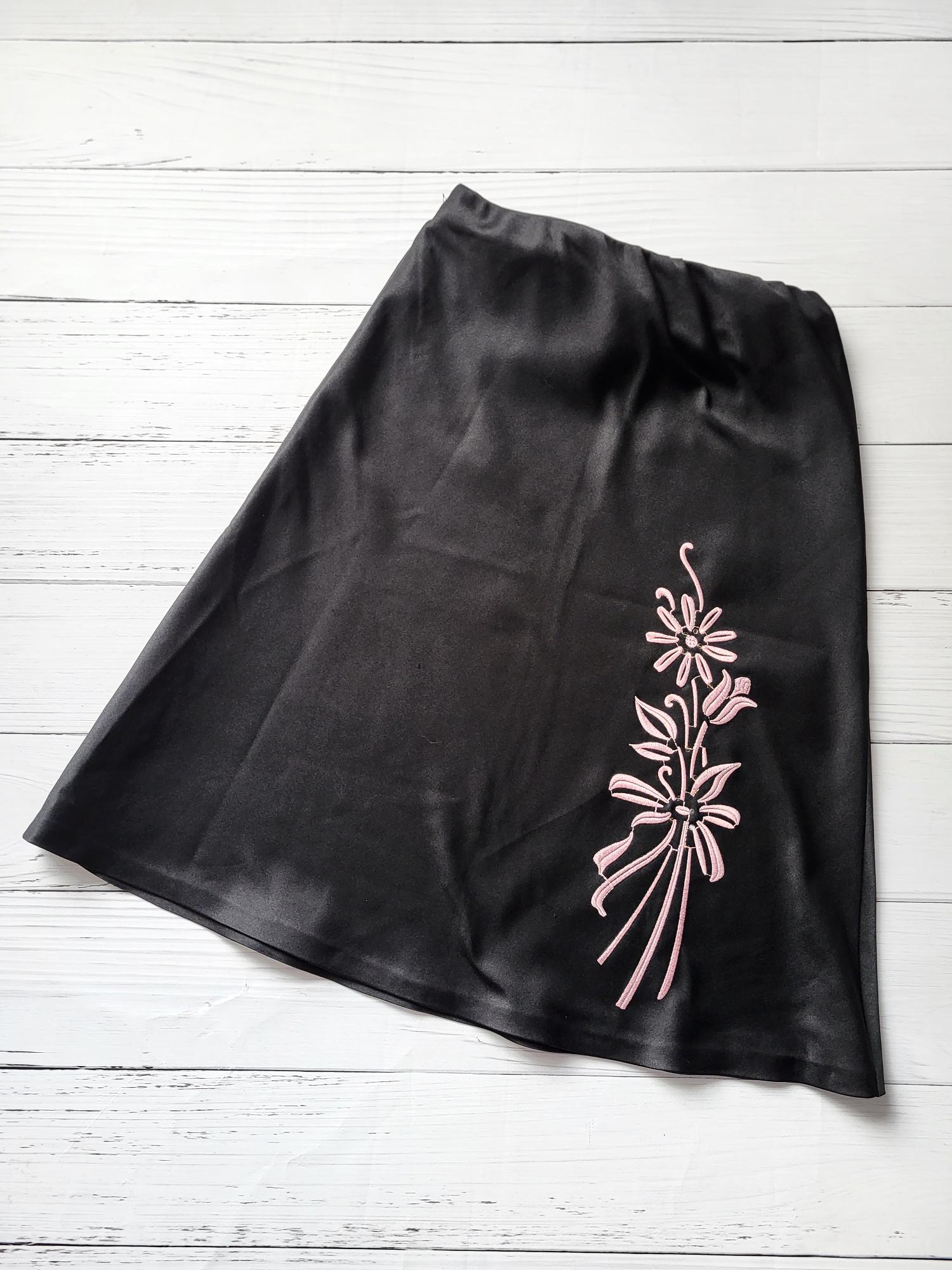 Юбка женская атласная с вышивкой 12219 S Черный (42) - фото 4