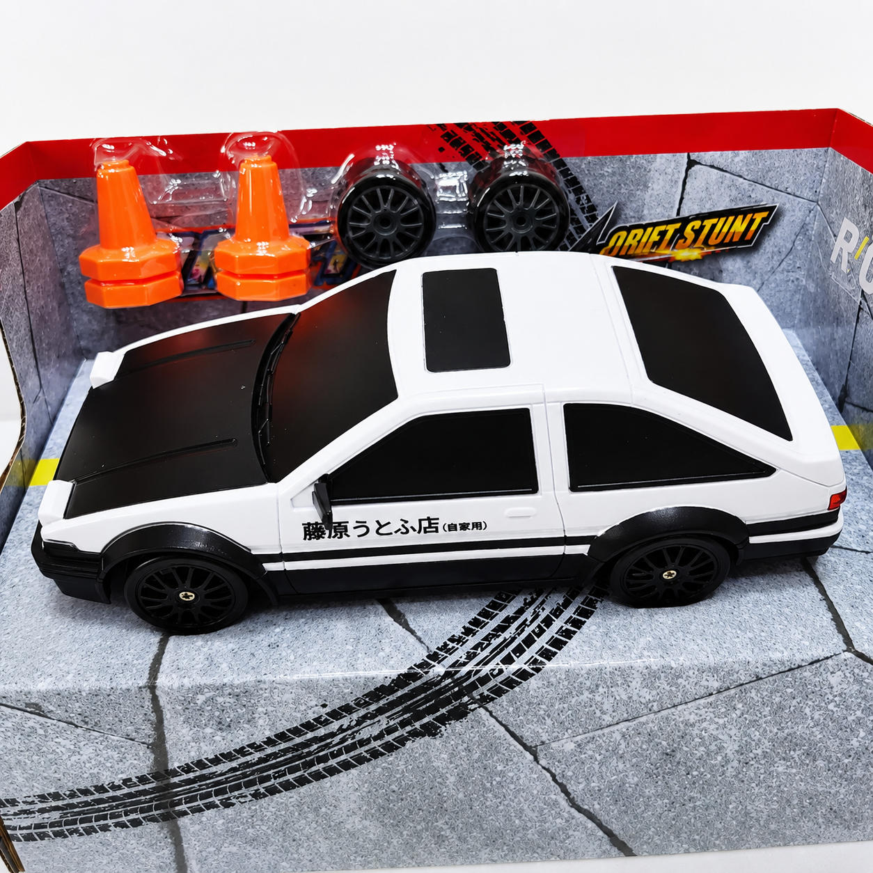 Машинка для дрифта на радиоуправлении Toyota Sprinter Trueno 4x4 1:24 (2236)