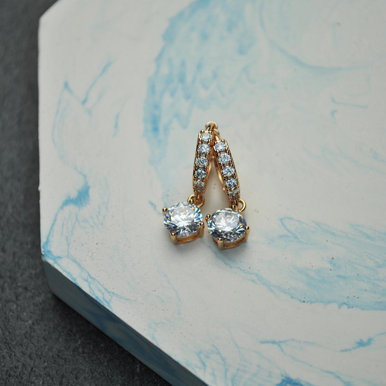 Серьги-кольца фианиты медицинская сталь позолота 7 мм (x103)