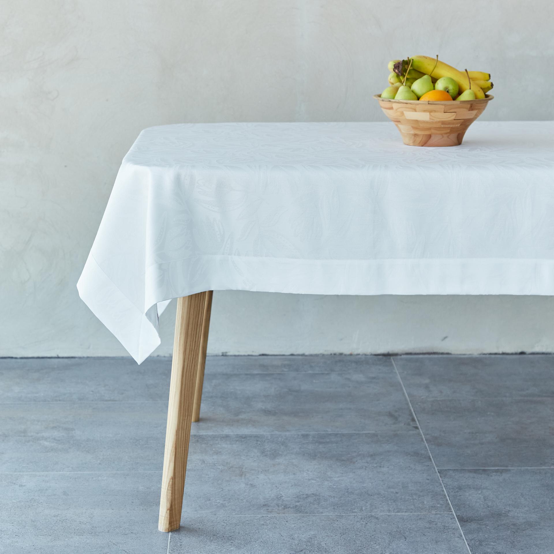 Скатертина жакардова Тюльпани 1,80x1,5 м (273-23/00)