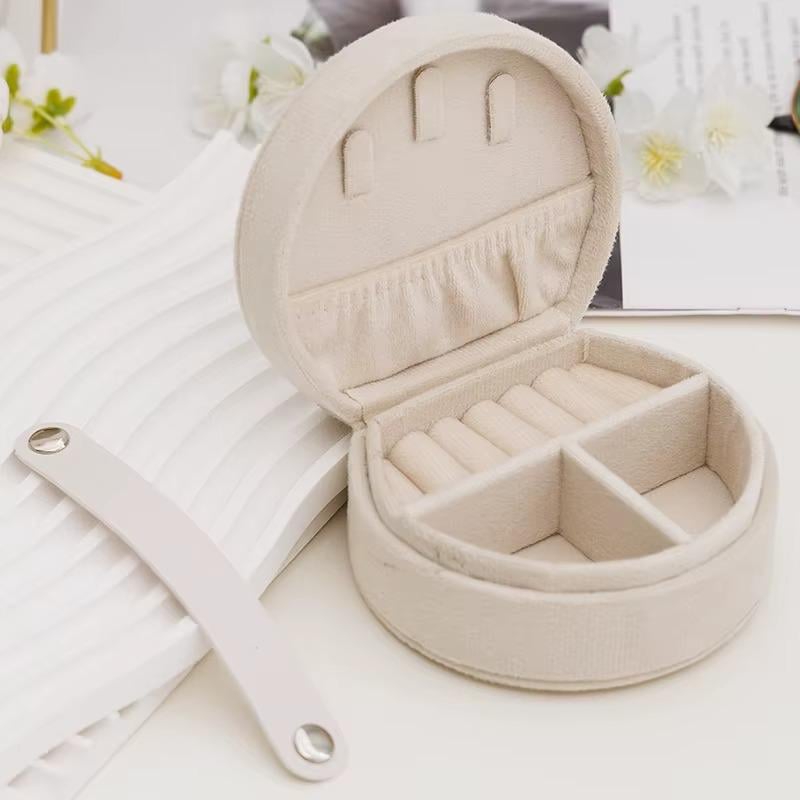 Скринька для зберігання прикрас коштовностей і аксесуарів оксамитова 10х9х5 см