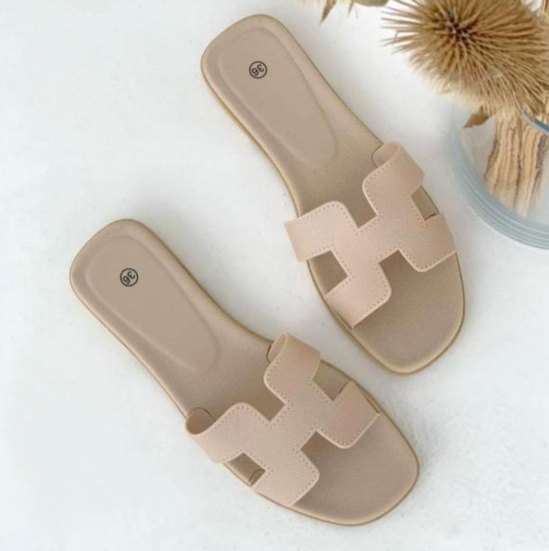 Шлепанцы женские Fashion р. 36 23 см (430)