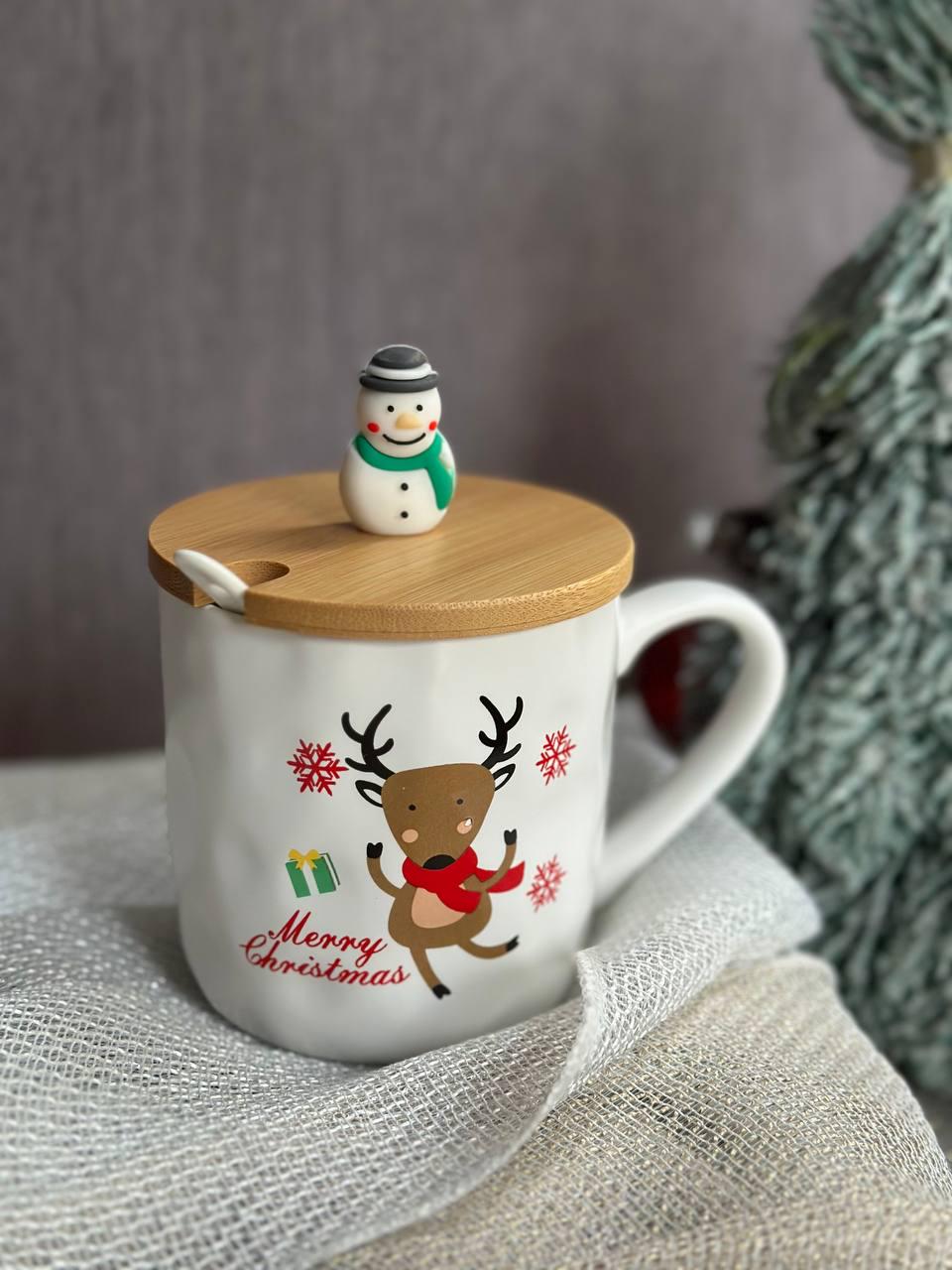 Чашка новорічна Olens 102-1086-2 кераміка з бамбуковою кришкою та ложкою 380 мл