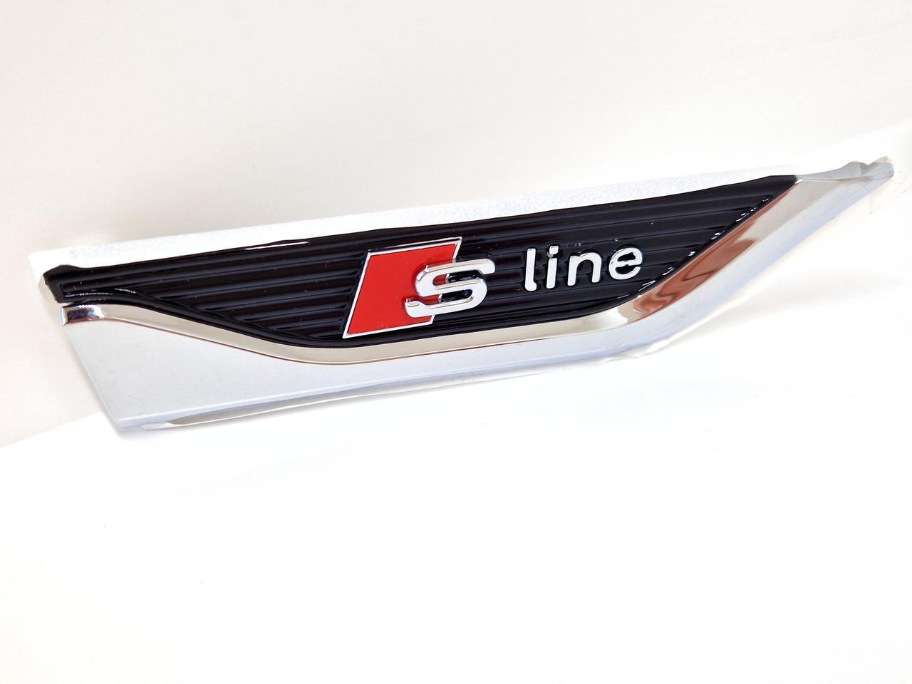 Емблема S line Audi на крила ліва 8W6853601B (8W6853601BPUZ)