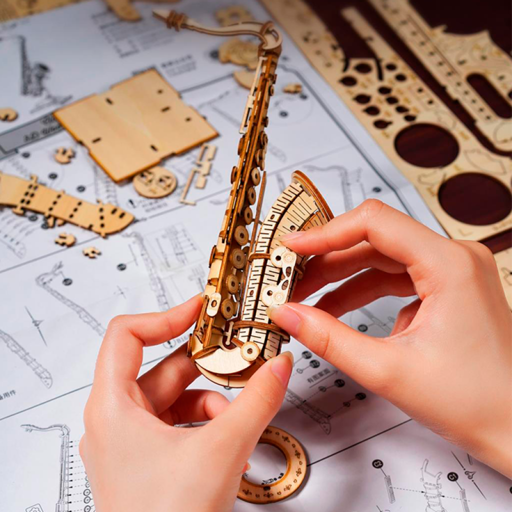 Конструктор деревянный 3D Robotime TG309 Саксофон (1378435) - фото 2