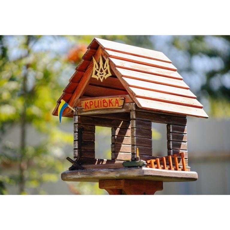 Кормушка для птиц Кроевка из дерева 31×31×28 см на ножке 140 см - фото 1