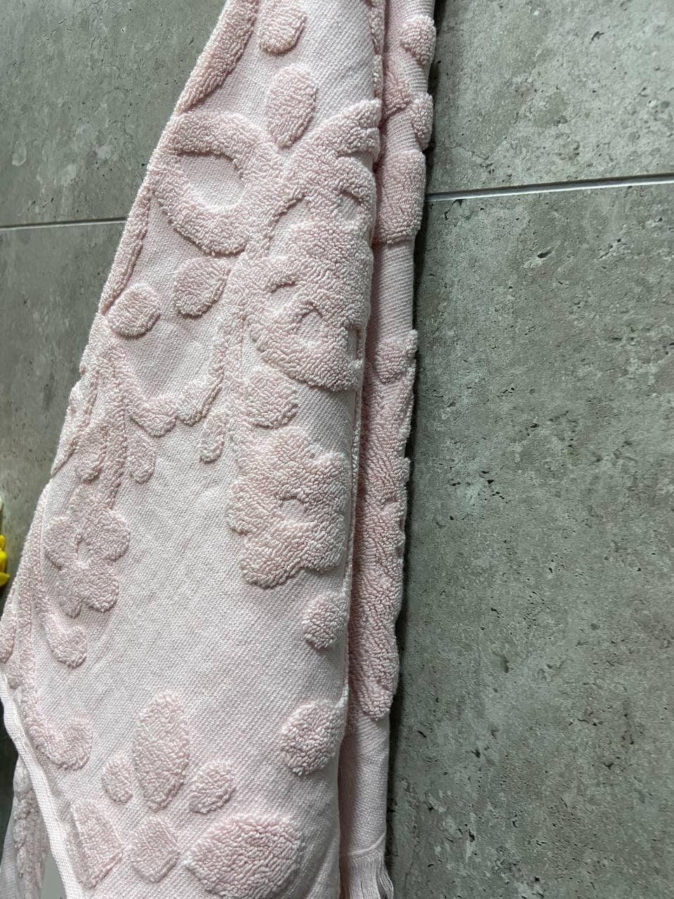 Рушник для тіла Arya Isabel Soft махровий жаккардовий 35х70 см Рожевий