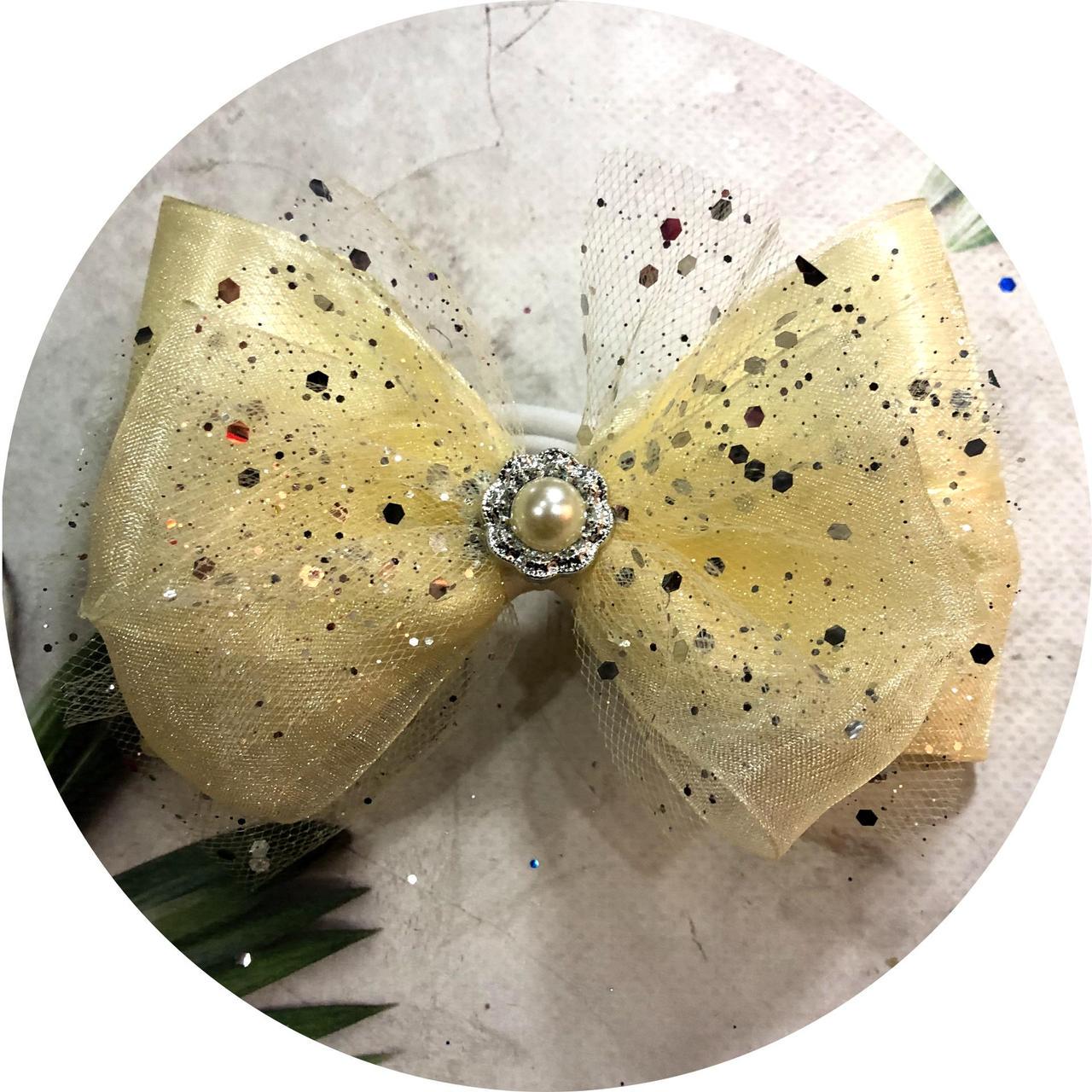 Бант для волос с фатином на резинке 13 см Молочный (70033) Бант для волос с фатином на резинке 13 см Молочный (70033)