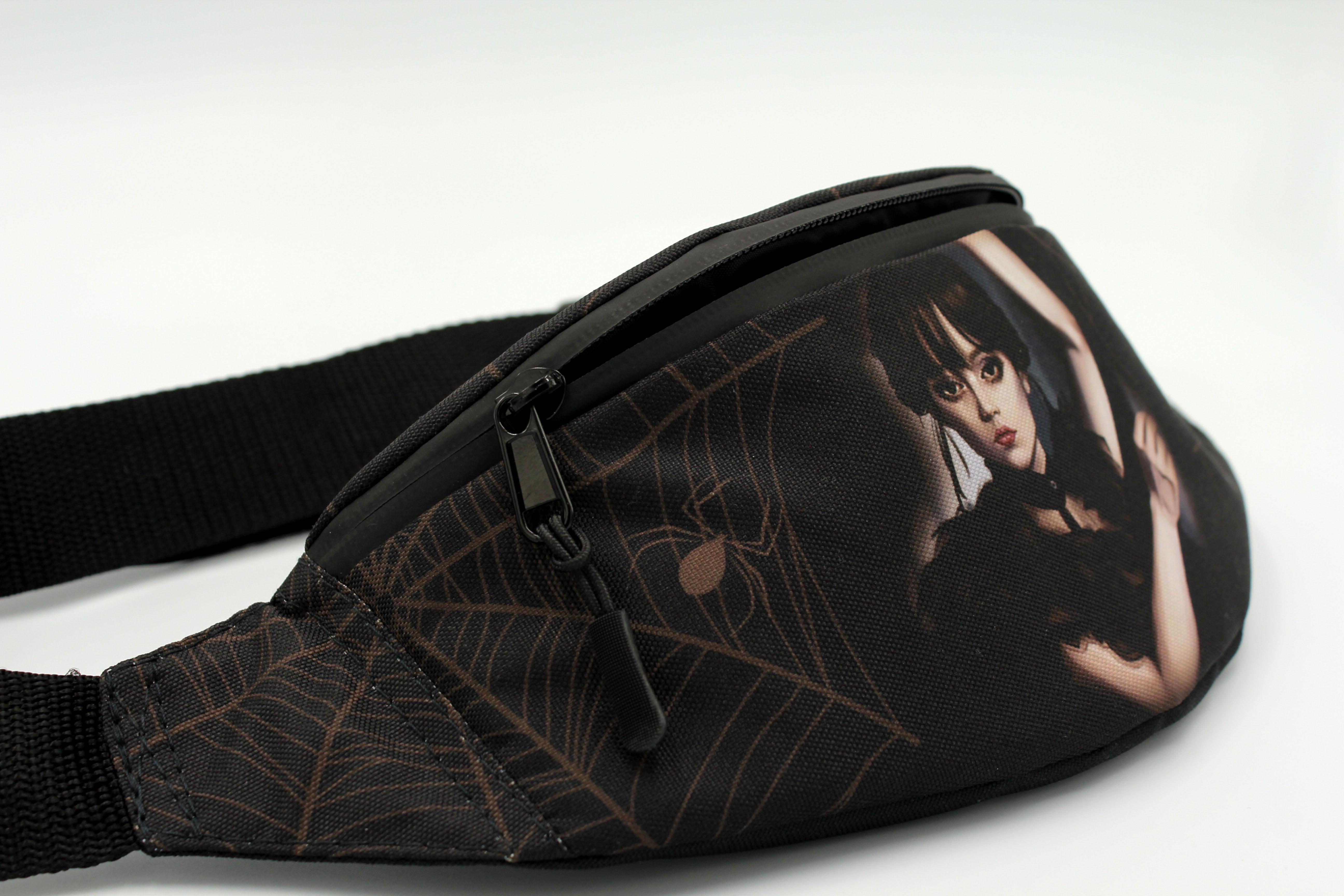 Сумка бананка Венздей Чорний (BM-005) - фото 4 Сумка бананка Венздей Чорний (BM-005) - фото 4