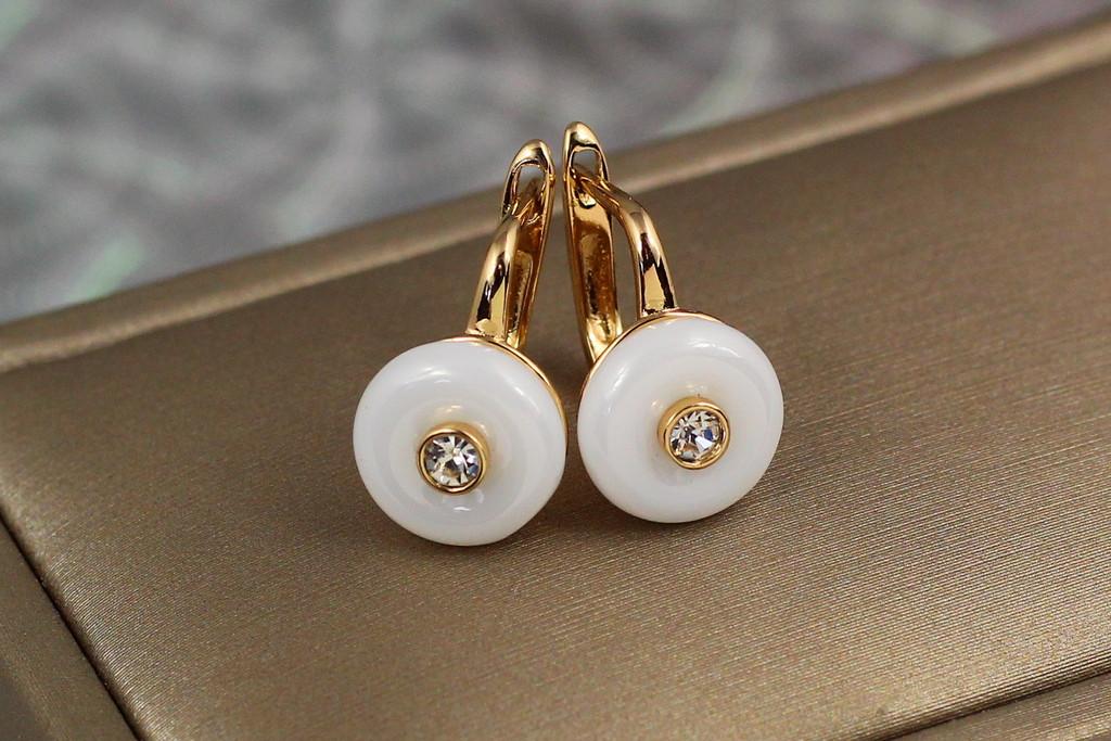 Серьги Xuping Jewelry Гармония сфер с керамикой 1,5 см Золотистый/Белый (1878086354)