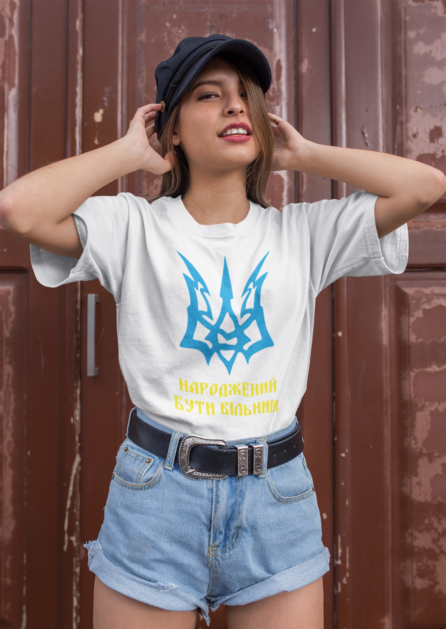 Футболка женская Mishe 11000013 Патриотическая с гербом M Белый (11000013_2)