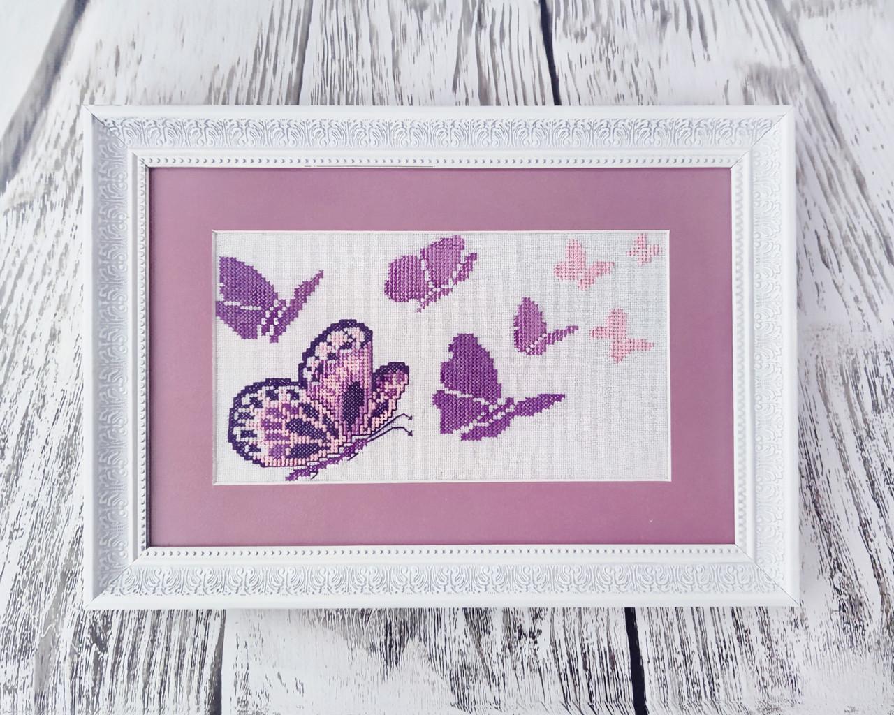 Картина вышитая крестиком Бабочки ручная вышивка Картина вышитая крестиком Бабочки ручная вышивка
