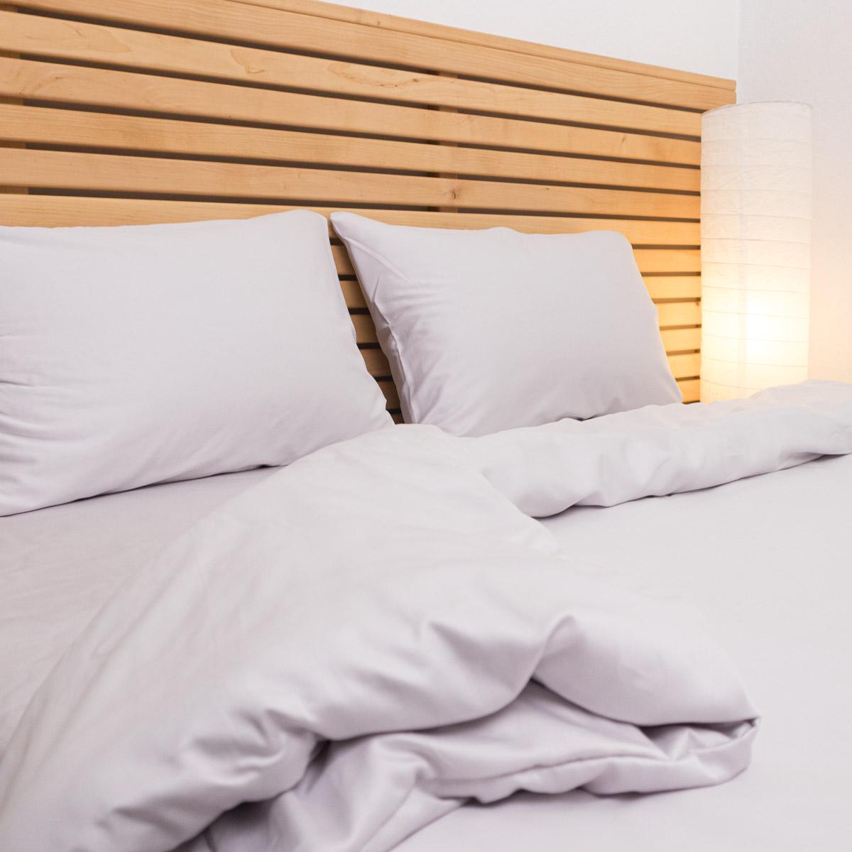 Наволочка на подушку YouStar сатин гладкофарбований 135 г/м2 50х50 см 1 шт. Світло-сірий (nav-sg-50x50-lgrey) - фото 3 Наволочка на подушку YouStar сатин гладкофарбований 135 г/м2 50х50 см 1 шт. Світло-сірий (nav-sg-50x50-lgrey) - фото 3