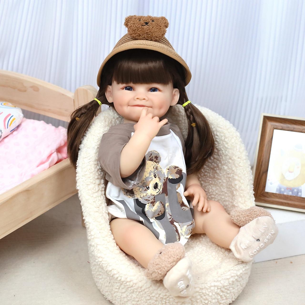 Кукла Reborn Мишель винил-силиконовая с соской/бутылочкой/игрушкой 55 см (1887320989)