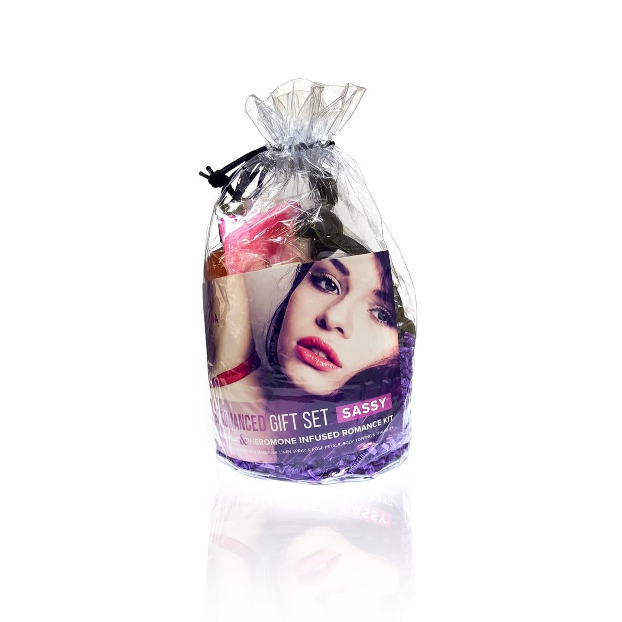 Подарочный набор для массажа Dona Be Romanced Gift Set-Sassy (SO1544) Подарочный набор для массажа Dona Be Romanced Gift Set-Sassy (SO1544)