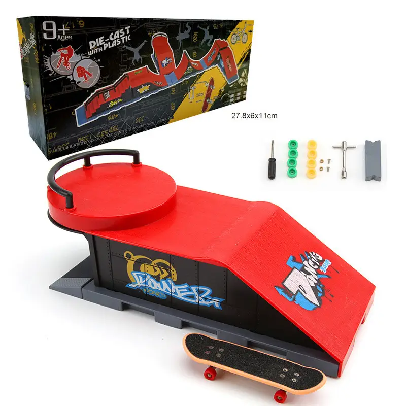 Детский игровой набор Skatepark fingerboard с трамплином и скейтом 1810-6D (1810-6D)
